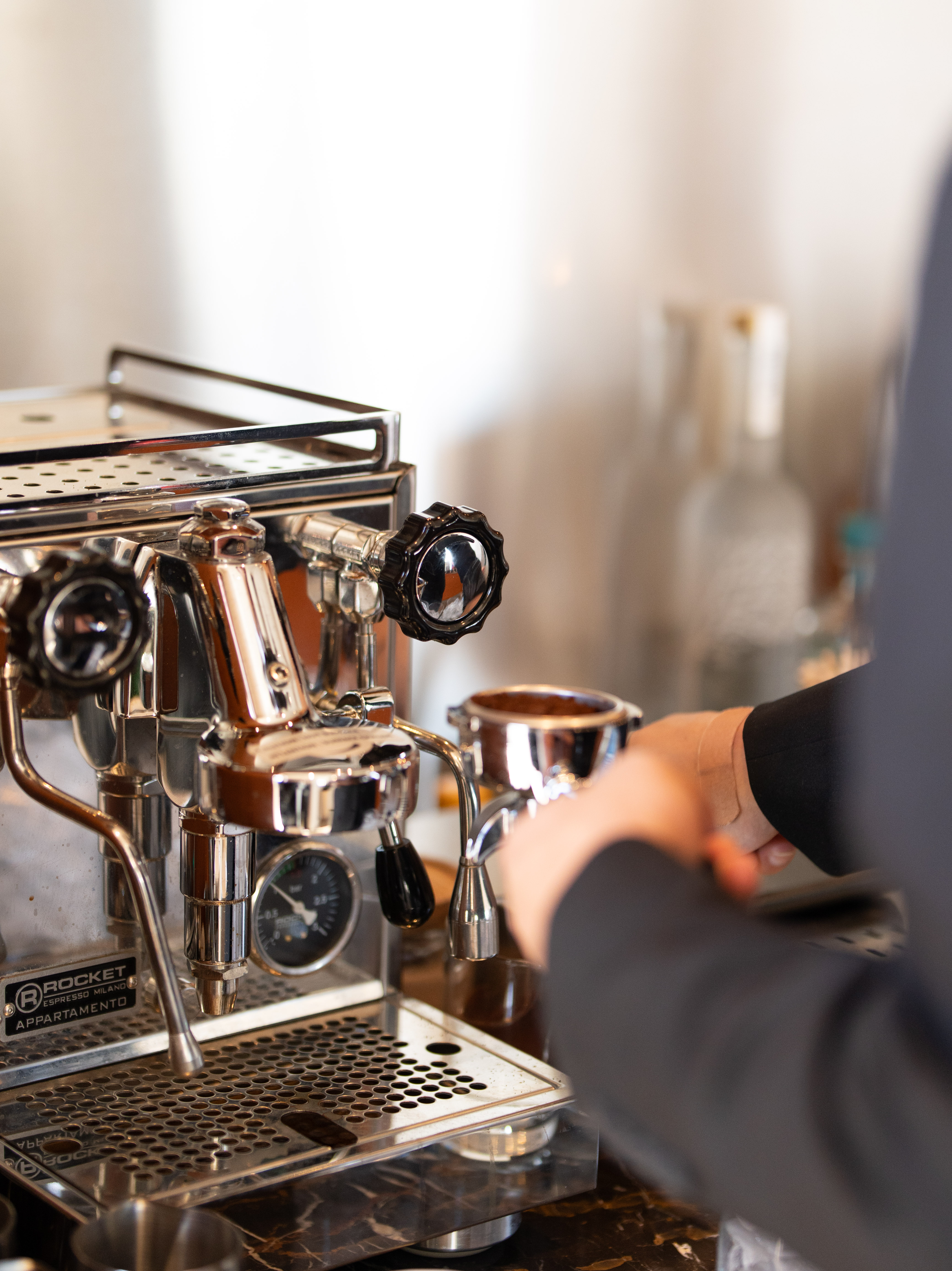 TwinShot barista crafting espresso